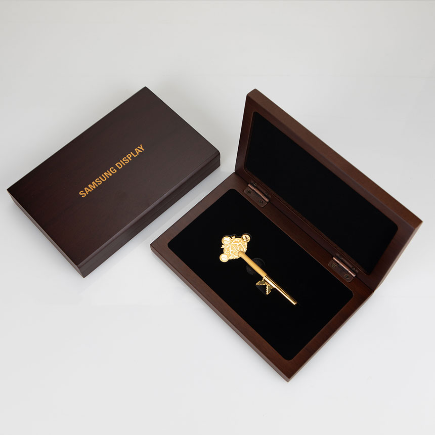 프리미엄 미니 우드케이스와 24K 순금열쇠